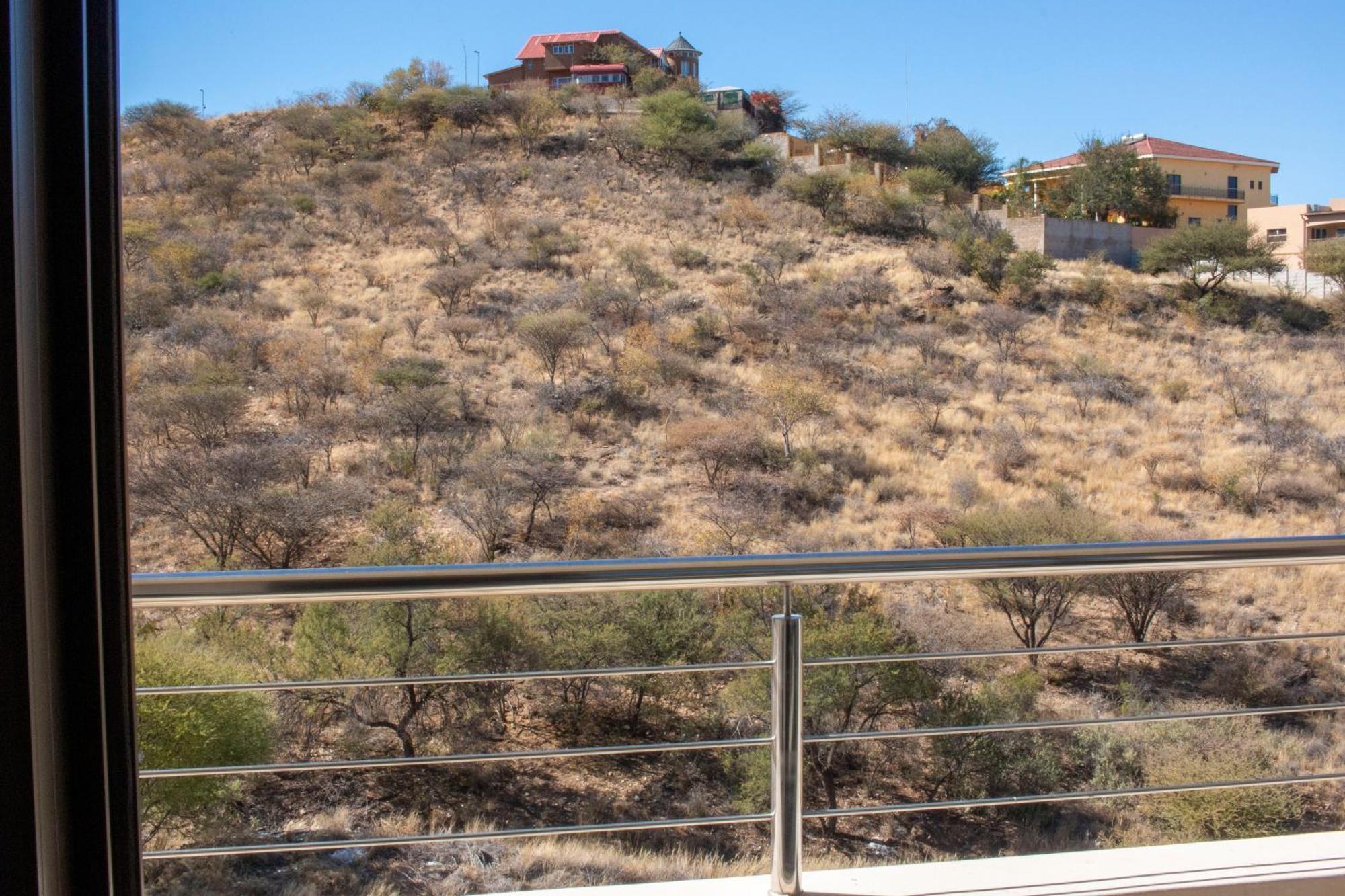 Ausblick Guest House - State House Windhoek Exterior foto